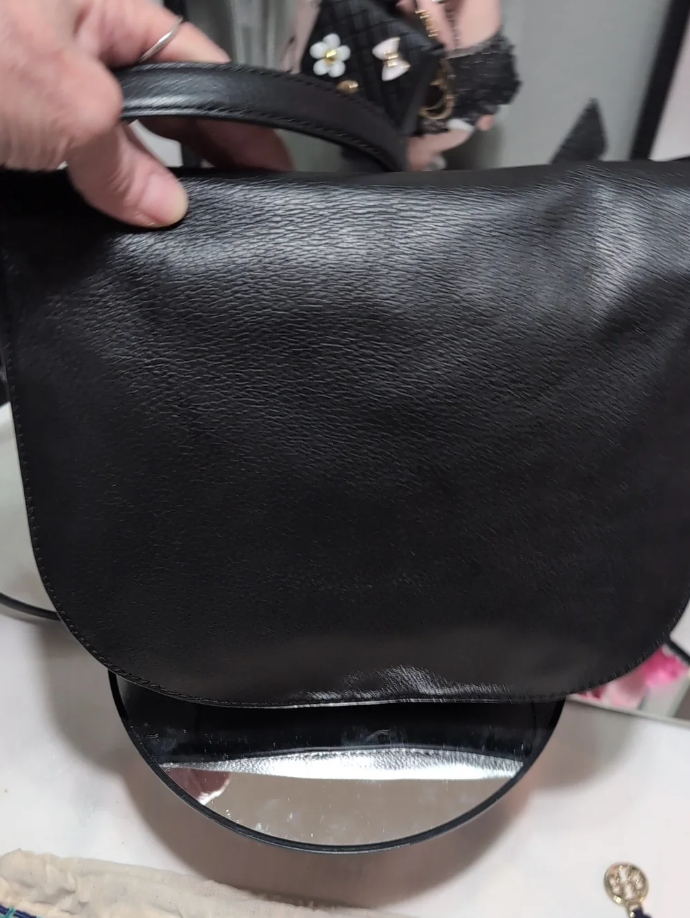 Tory Burch Brody Black Pebbled Leather Saddle Crossbody With Zipper Pocket🔥🔥